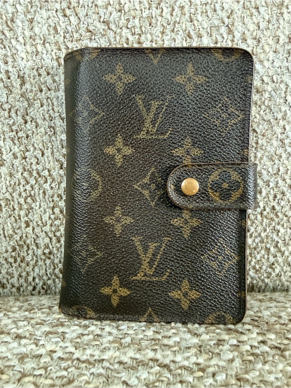 LV Vintage Monogram Porte Papier Zippe Bifold Wallet